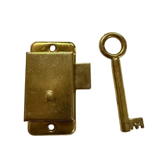 Vintage Brass Surface Mount Cabinet Lock Furniture NOS 2" w/ Key – 2-Way Keyhole - Picture 4 of 5